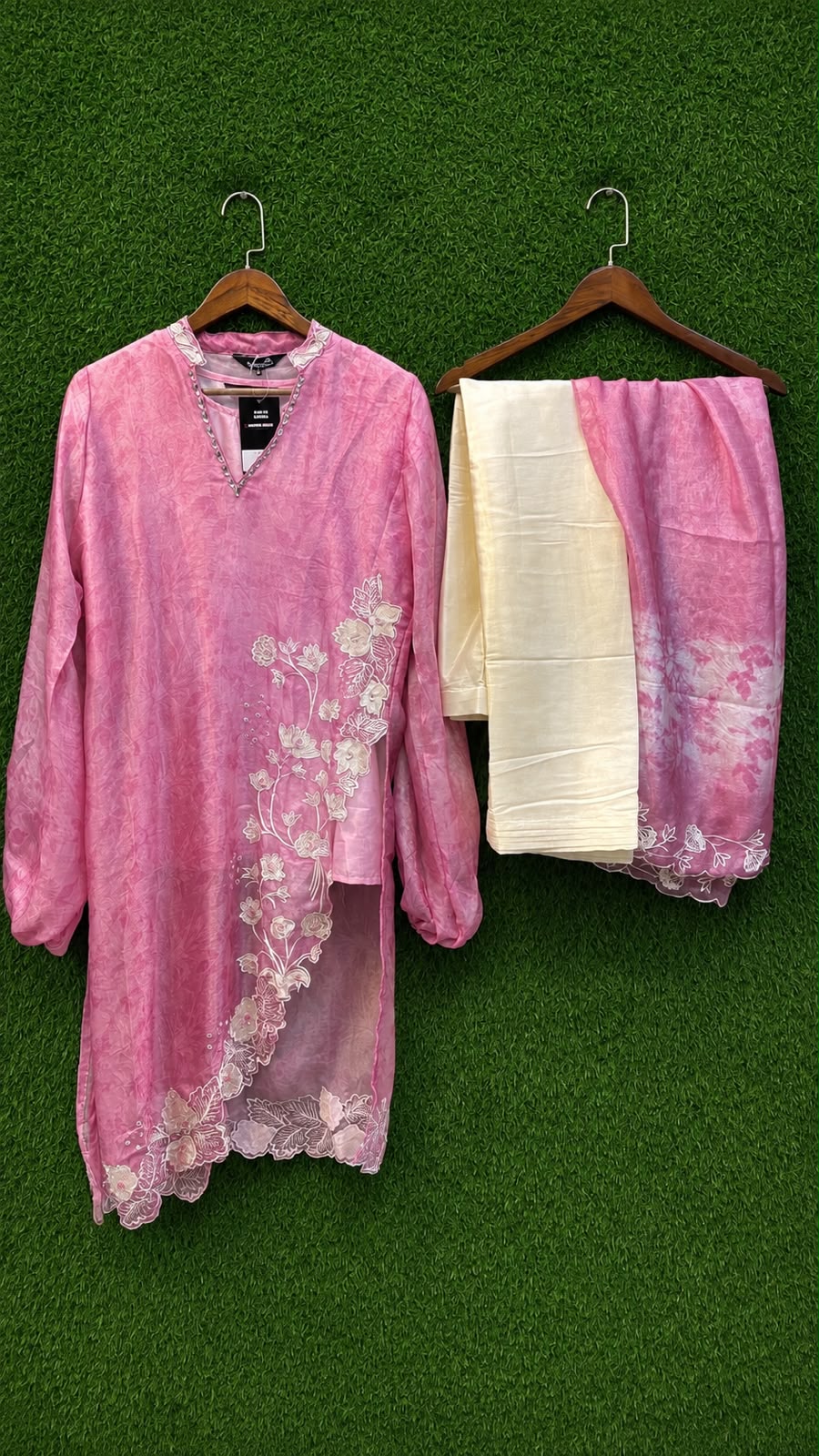 Viral Design Imp Fabric - Beautiful Work (CODE-03)